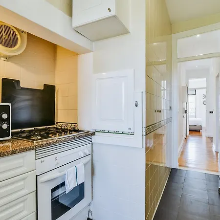 Amazing 3 Bedroom In Historical Graca * Lisbon