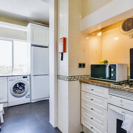 Amazing 3 Bedroom In Historical Graca Lisbon